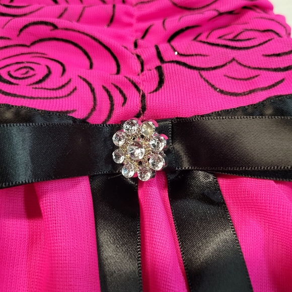 Dress - Picture 3 of 4